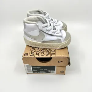 Nike Blazer Mid ‘77 Baby Infant Newborn shoes in White, Volt , Light Bone, Beige
