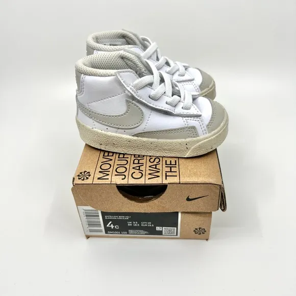 Nike Blazer Mid ‘77 Baby Infant Newborn shoes in White, Volt , Light Bone, Beige