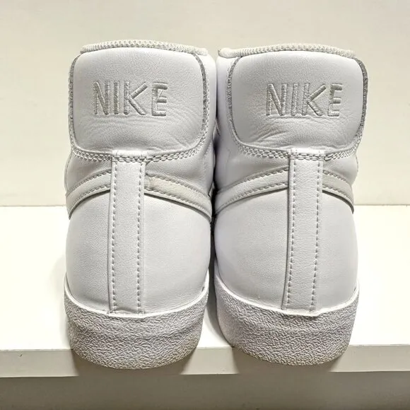 Nike Blazer Mid '77 Shoes