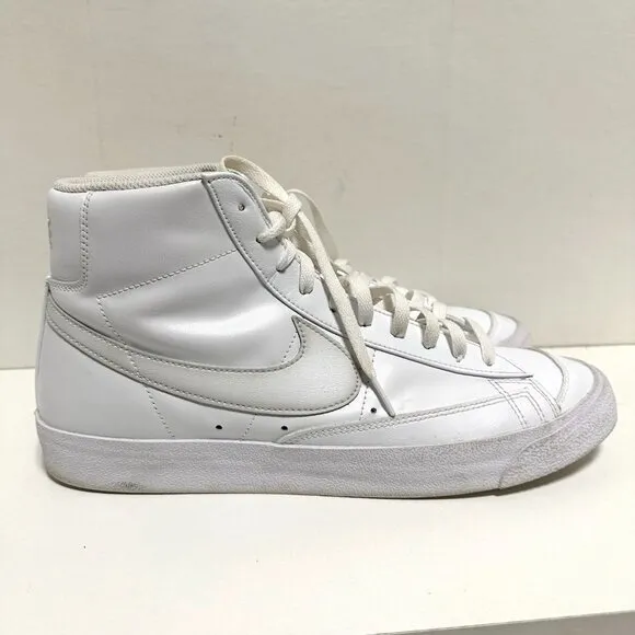 Nike Blazer Mid '77 Shoes