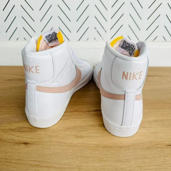 🤩Nike Blazer Mid '77 Sz  9.5 Women's Shoes Vintage White/Pink CZ1055-118 New