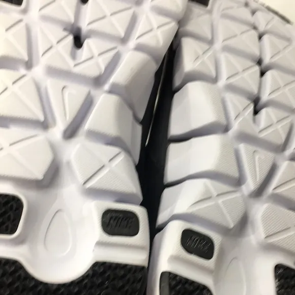 Nike Flex Show Training Cross Trainer TR 3 Sneakers Sz 15 Black White