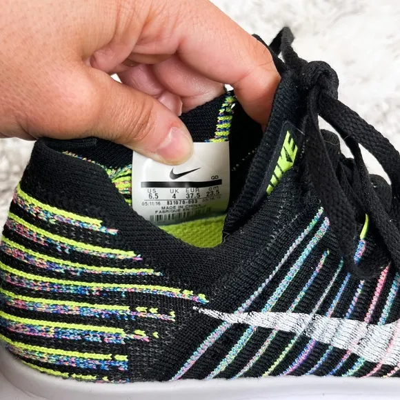 Nike Free RN Flyknit Multicolor Featuring Blue Lagoon Size 6.5