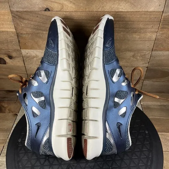 Nike Free Run 2 Premium Womens Size 8 Shoes Silver Blue White 555340-400