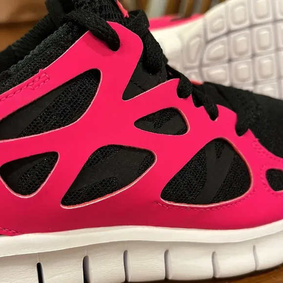 Nike Free Run  2 shoes sneakers 443816 019 new black Women’s Size 6.5