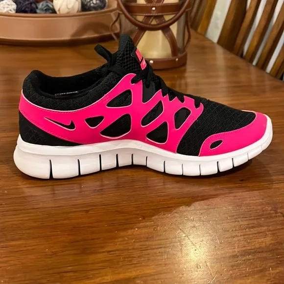 Nike Free Run  2 shoes sneakers 443816 019 new black Women’s Size 6.5