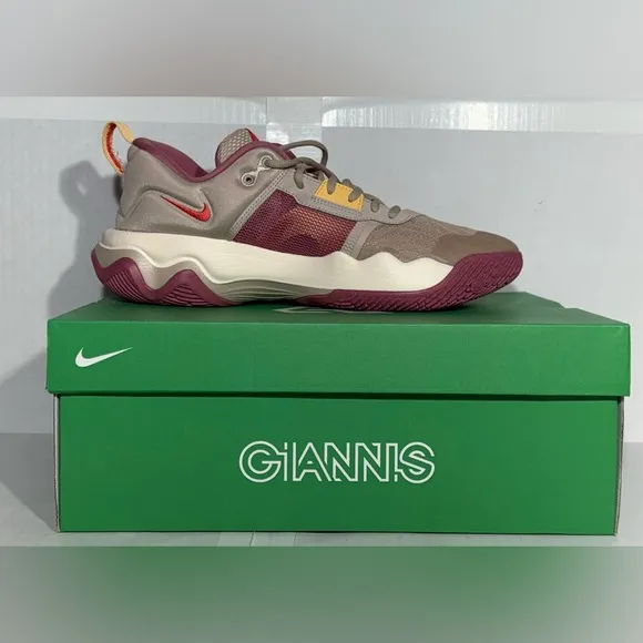 NIKE GIANNIS IMMORTALITY 3 BASKETBALL SHOES MENS SZ 10.5 FOSSIL STONE DZ7533 200