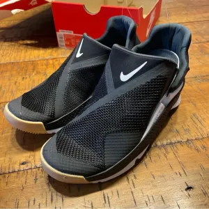 NIKE‎ Go FlyEase  Black White Easy On/Off Shoes DR5540 002