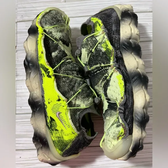 Nike ISPA Mindbody 'Barely Volt' men's shoes Sneakers DH7546-700 Green Size 7