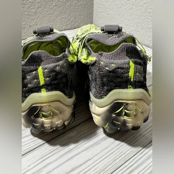 Nike ISPA Mindbody 'Barely Volt' men's shoes Sneakers DH7546-700 Green Size 7