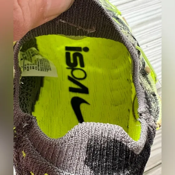 Nike ISPA Mindbody 'Barely Volt' men's shoes Sneakers DH7546-700 Green Size 7