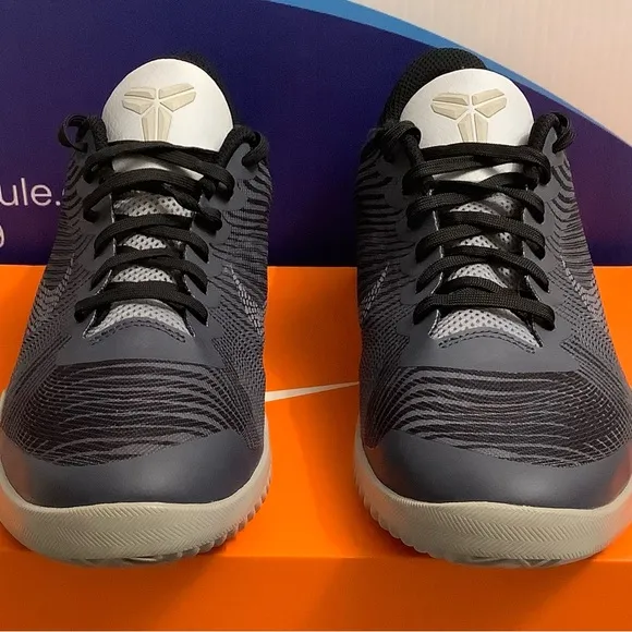 Nike KB Mentality 2 Cool Grey Kids 7y