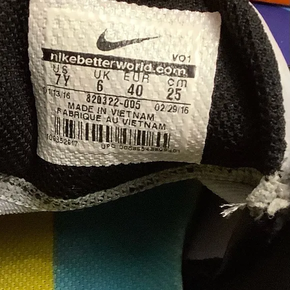 Nike KB Mentality 2 Cool Grey Kids 7y