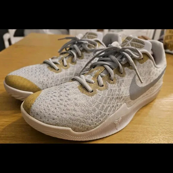 Nike Kobe Mamba Instinct Shoes Men's Size 10 Platinum White Rage 852473-100