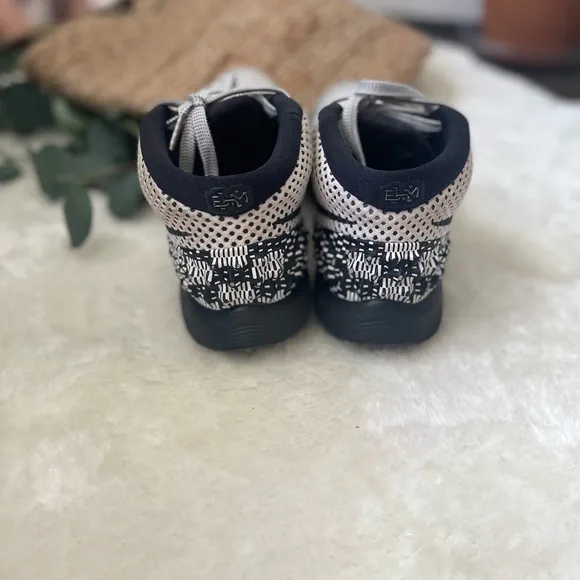 Nike Kyrie 1 BHM Black History