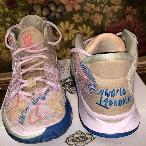 Nike Kyrie 7 1 World 1 People Men's Sz 11 Regal Pink CQ9326600 Athletic Shoes