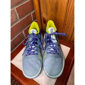 Nike Kyrie Flytrap 5 Ocean Cube womens Sz 8 style #CZ4100-300 Basketball Shoes