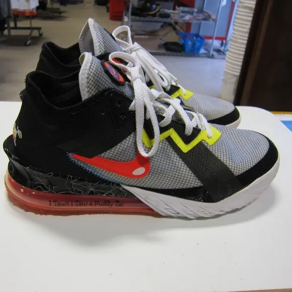 Nike Lebron James 18 Space Jam x Sylvester v Tweety Men's 10.5 Shoes CV7562-103
