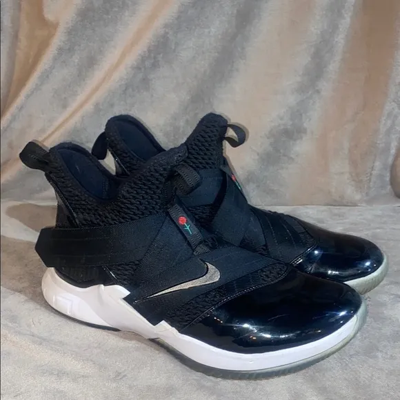 Nike LeBron Soldier 12 SFG Black AO4054-005 Basketball Shoes Men’s Size 11.5