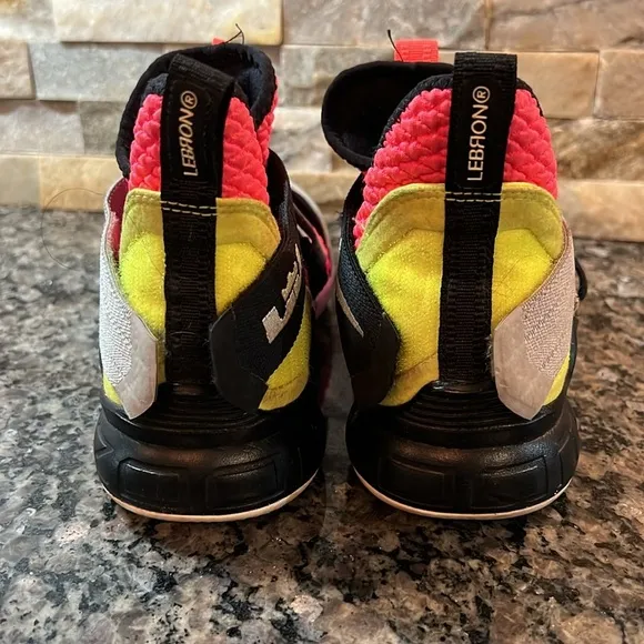 Nike Lebron Soldier 6Y GUC