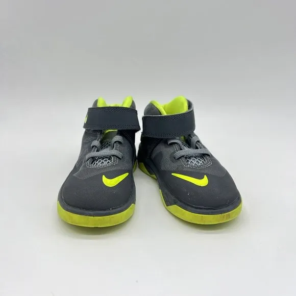 Nike LeBron‎ Soldier  8 TD Magnet Grey Volt Size 8c Shoes 653647-002 Used