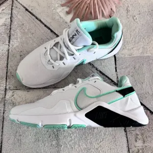 Nike Legend Essential 2 Women's Workout Shoes Sneakers Size 9.5