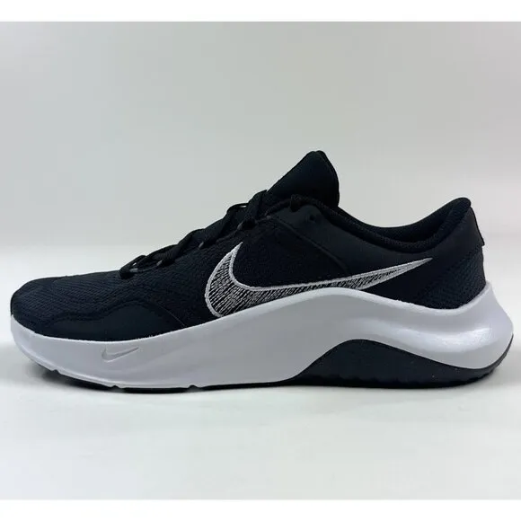 Nike Legend Essential 3 NN Mens Size 8.5 Black White Athletic Shoes DM1120-001