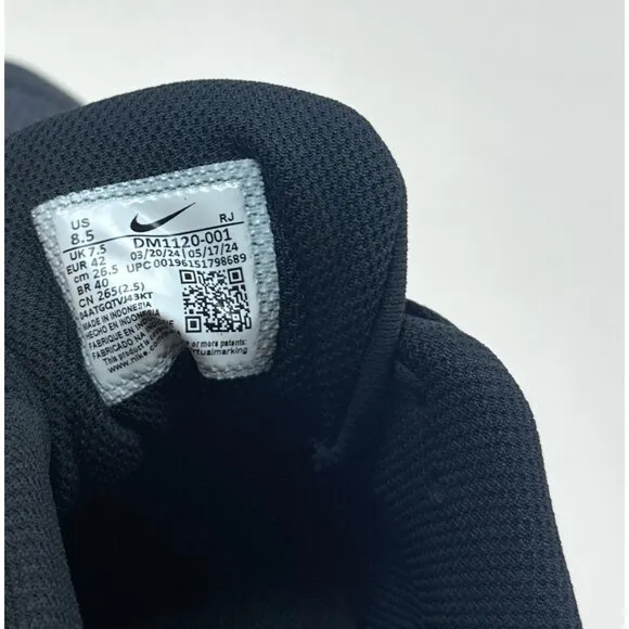 Nike Legend Essential 3 NN Mens Size 8.5 Black White Athletic Shoes DM1120-001
