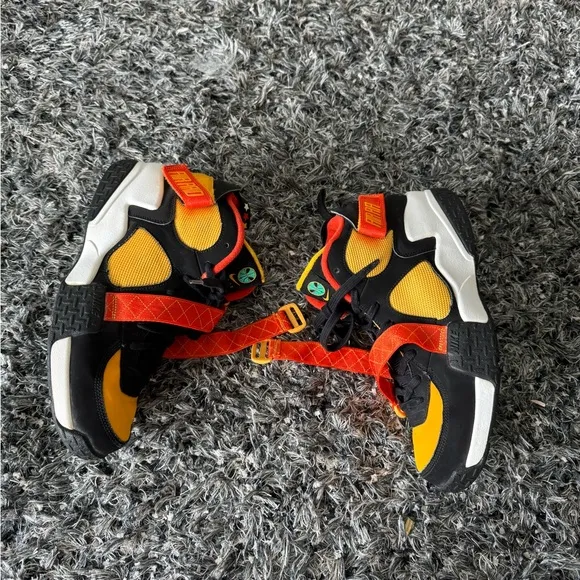 Nike mens Air Raid Black and Orange Shoes