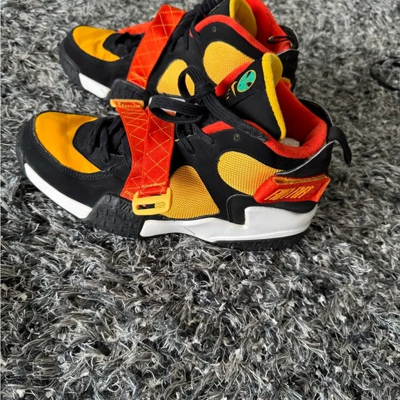 Nike mens Air Raid Black and Orange Shoes