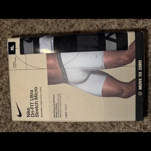 Nike Men’s Dri-Fit Essential Micro Boxer 3 Pack
