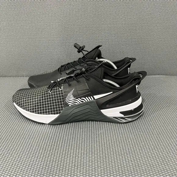 Nike Metcon 8 FlyEase Black Dark Smoke Mens Athletic Cross Training Shoe Sz 11.5