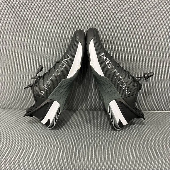 Nike Metcon 8 FlyEase Black Dark Smoke Mens Athletic Cross Training Shoe Sz 11.5