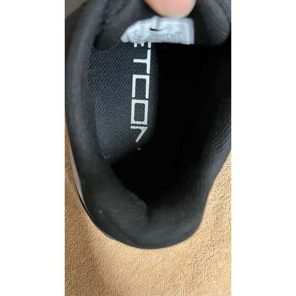Nike Metcon Cross Training Shoes Womens size 9 Black
