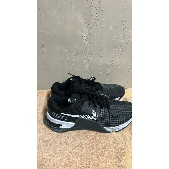 Nike Metcon Cross Training Shoes Womens size 9 Black