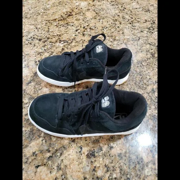 Nike Mogan Jr Kids Athletic Comfort Skater Shoes 312279 Black Suede Y2K 2007 4.5