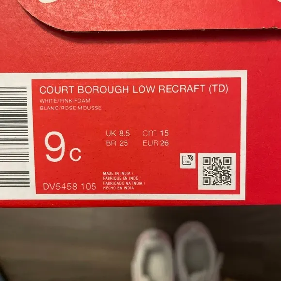 Nike pink and white girls court borough low recraft size 9C