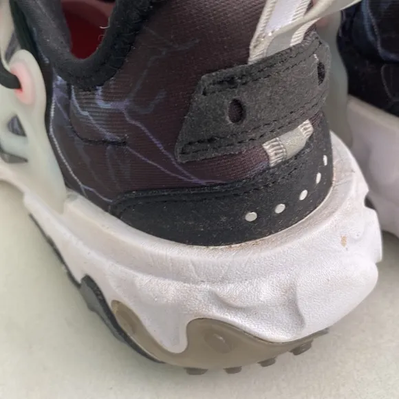 Nike React Presto shoes BQ4002-008