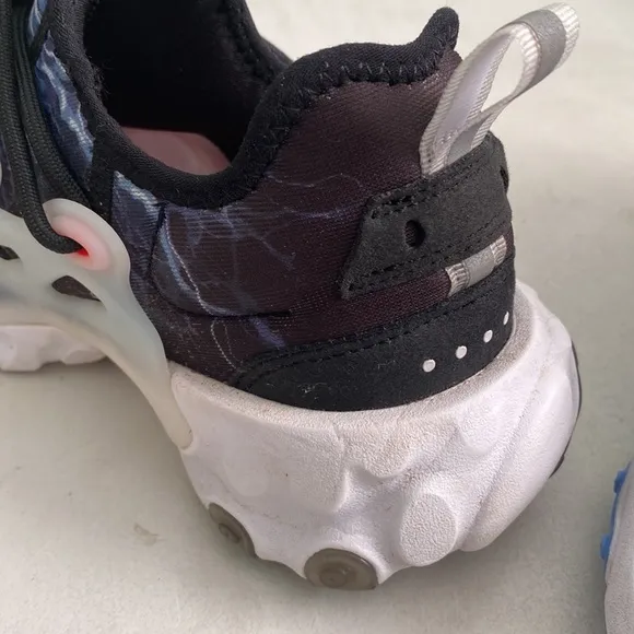 Nike React Presto shoes BQ4002-008
