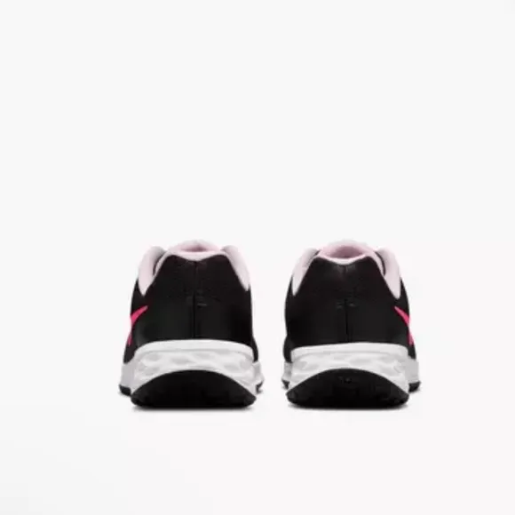 Nike Revolution 6 Black/Hyper Pink/Pink Foam Girls Running Shoe size 7Y