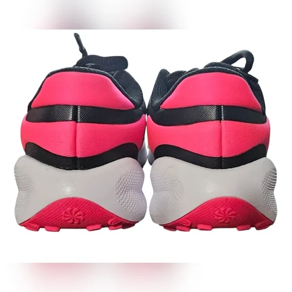 Nike Revolution 7 Big Kids' Running Black and Pink Shoes | Size 1Y