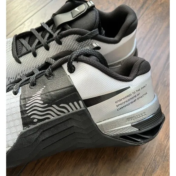 Nike Shoes Womens Size 9.5 Metcon 8 Premium Training Workout Gray DQ4681-100