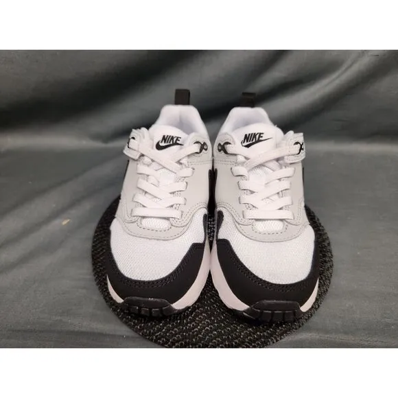 Nike Toddlers Air Max 1 Easyon (PS) Sneakers White Black Size 6 NEW IN BOX!
