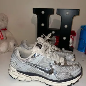 Nike volmero 5