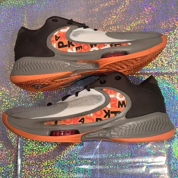 Nike Zoom Freak 4 Letter Bros Basketball Shoes - Iron Stone DJ6149-003 Size 8.5