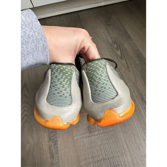 Nike KD 8 Easy Euro Light Grey Orange Lace-Up Basketball Shoes Youth Size 4.5 6W