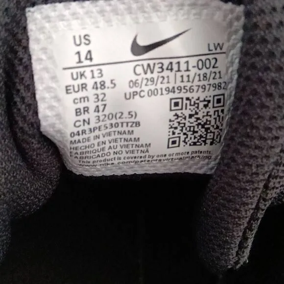 Nike Men's Downshifter 11 Road Running Shoe - Black Smoke Gray Size 14