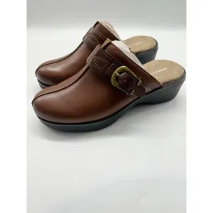 NWB Easy Spirit Pine Leather Slip On Buckle Block Heel Mules Women’s Sz 7
