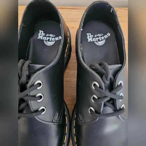 NWOB DR MARTENS 1461 Quad Unisex Smooth Black Leather Shoes