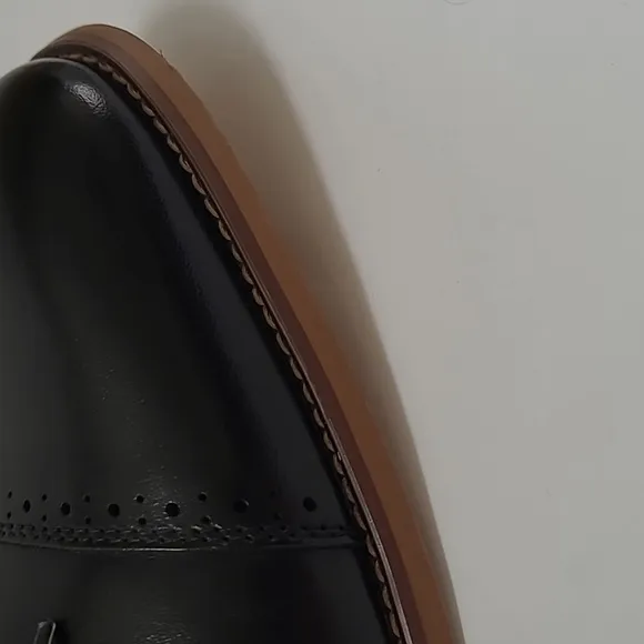 NWOB Stacy Adams cap toe shoes